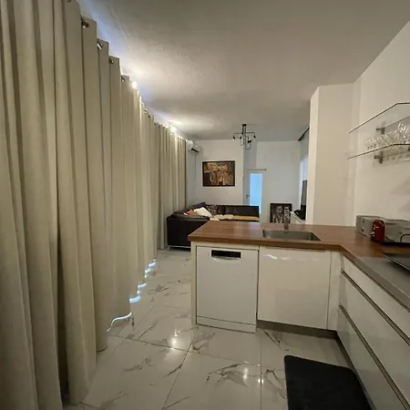 Neu! Moderne Fewo Blumenhaus